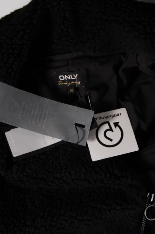 Γυναικείο μπουφάν ONLY, Μέγεθος XS, Χρώμα Μαύρο, Τιμή 17,33 €