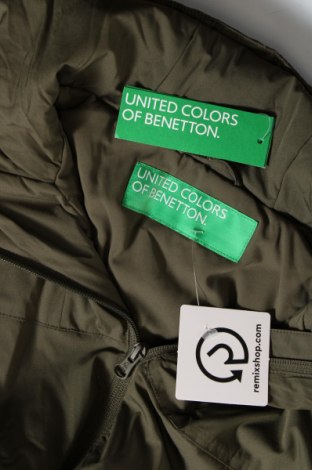 Γυναικείο μπουφάν United Colors Of Benetton, Μέγεθος XS, Χρώμα Πράσινο, Τιμή 75,26 €