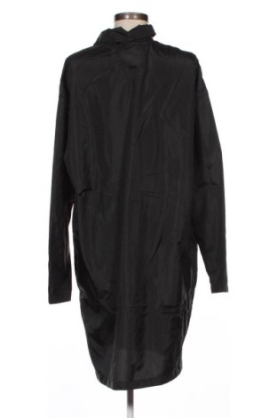 Γυναικείο μπουφάν Urban Classics, Μέγεθος M, Χρώμα Μαύρο, Τιμή 11,41 €