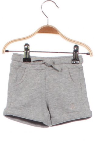 Pantaloni scurți pentru copii United Colors Of Benetton, Mărime 2-3m/ 56-62 cm, Culoare Gri, Preț 17,45 Lei