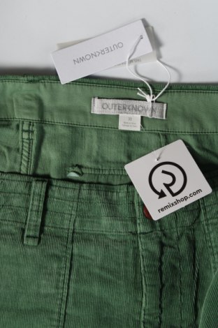 Мъжки къс панталон Outerknown, Размер L, Цвят Зелен, Цена 272,00 лв.