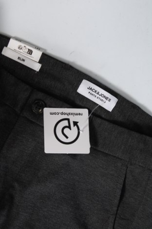 Ανδρικό παντελόνι Jack & Jones, Μέγεθος S, Χρώμα Γκρί, Τιμή 8,45 €
