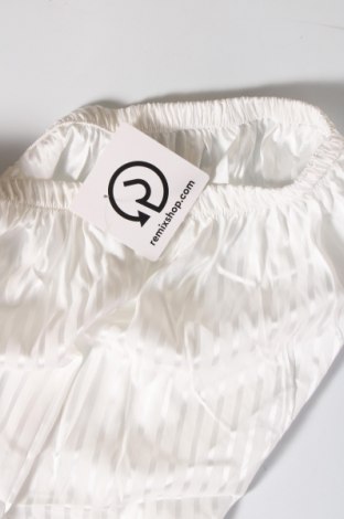 Pyjama, Größe L, Farbe Weiß, Preis € 18,56