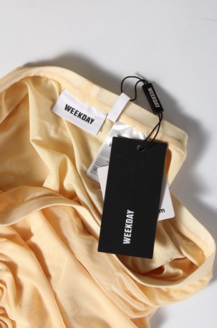 Φούστα Weekday, Μέγεθος L, Χρώμα Κίτρινο, Τιμή 3,25 €