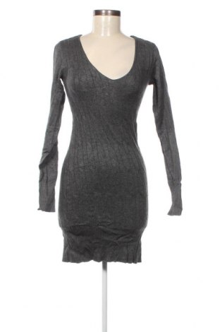 Šaty  Flame, Veľkosť S, Farba Sivá, Cena  2,47 €