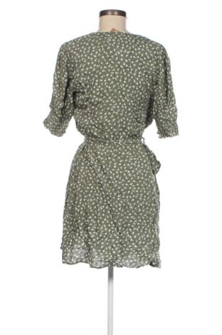 Φόρεμα Pieces, Μέγεθος M, Χρώμα Πράσινο, Τιμή 13,64 €