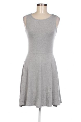 Kleid Tamaris, Größe XS, Farbe Grau, Preis € 7,36