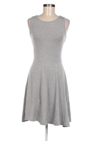 Kleid Tamaris, Größe XS, Farbe Grau, Preis 6,84 €