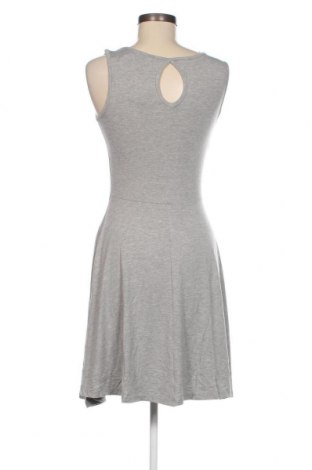 Kleid Tamaris, Größe XS, Farbe Grau, Preis 7,89 €