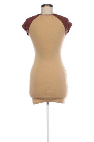 Φόρεμα Urban Outfitters, Μέγεθος XS, Χρώμα  Μπέζ, Τιμή 52,58 €