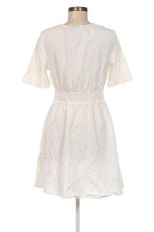 Φόρεμα Vero Moda, Μέγεθος M, Χρώμα Εκρού, Τιμή 27,84 €