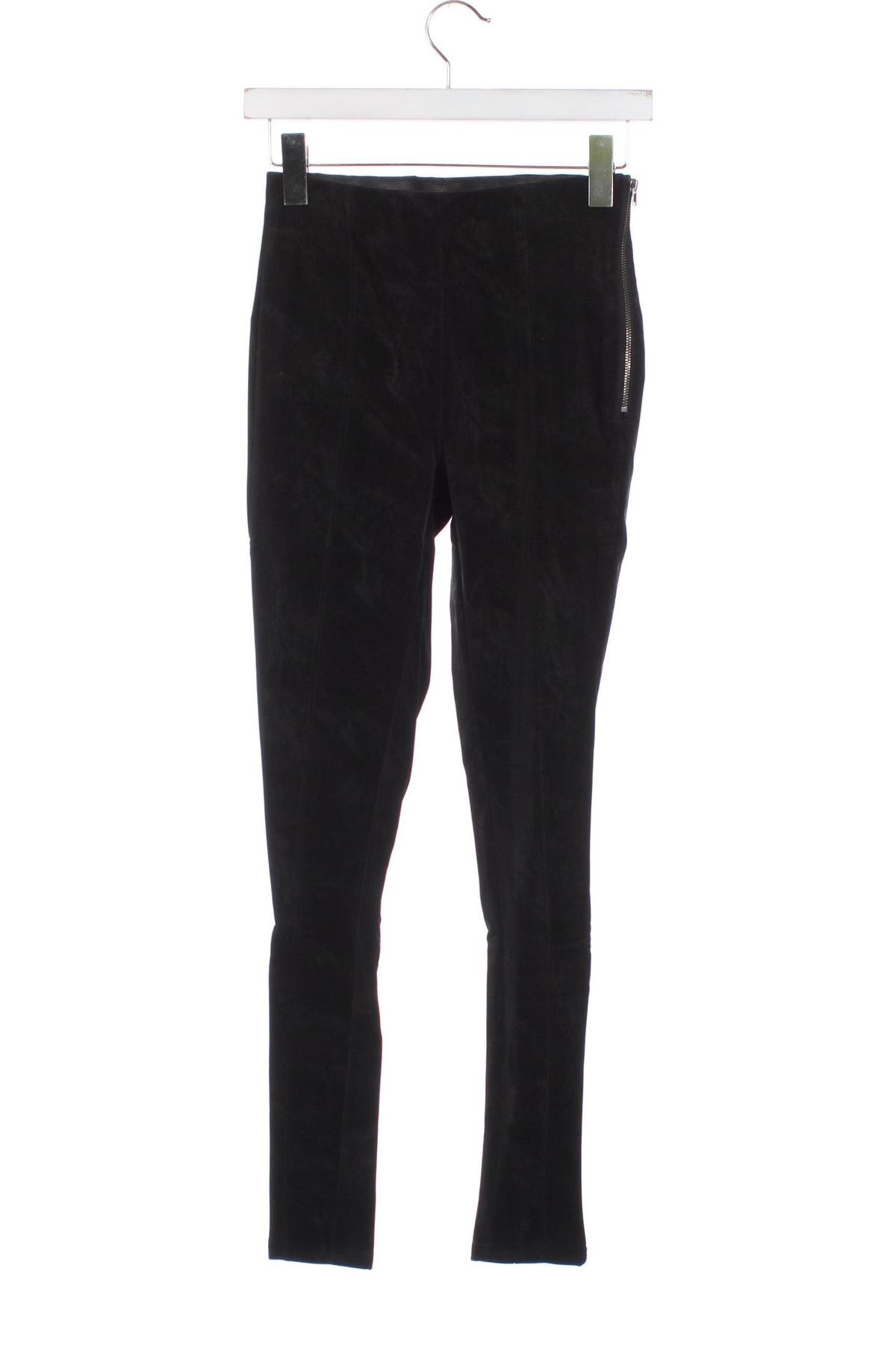 Pantaloni de femei Urban Classics, Mărime XS, Culoare Negru, Preț 24,60 Lei