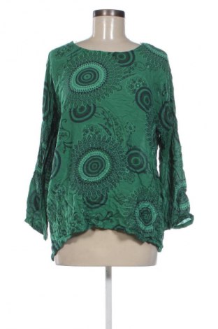 Damen Shirt, Größe M, Farbe Mehrfarbig, Preis 4,99 €