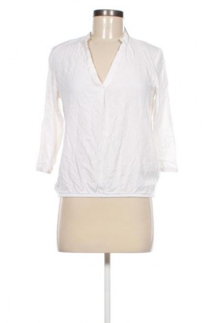 Damen Shirt Beloved, Größe S, Farbe Weiß, Preis 11,49 €