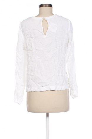 Damen Shirt C&A, Größe M, Farbe Weiß, Preis 12,99 €