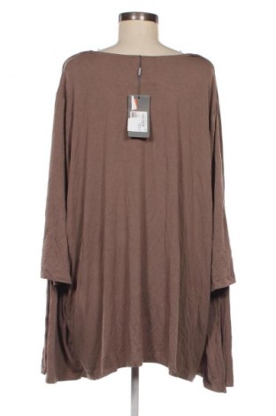 Damen Shirt Selection By Ulla Popken, Größe 5XL, Farbe Beige, Preis 48,99 €