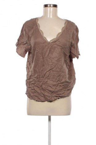 Damen Shirt VILA, Größe M, Farbe Braun, Preis 9,99 €