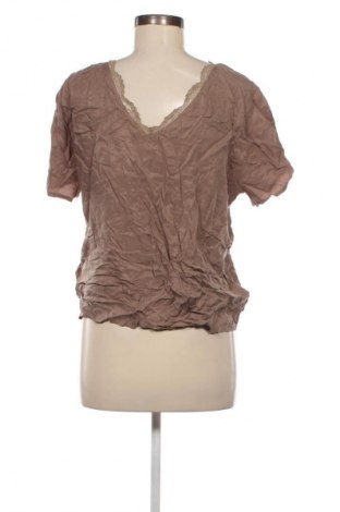 Damen Shirt VILA, Größe M, Farbe Braun, Preis 9,99 €