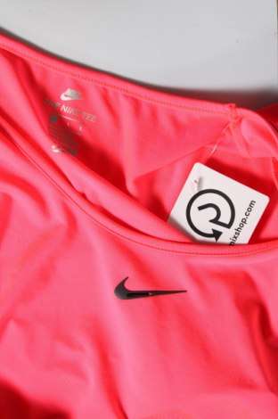 Damski T-shirt Nike, Rozmiar L, Kolor Różowy, Cena 31,99 zł