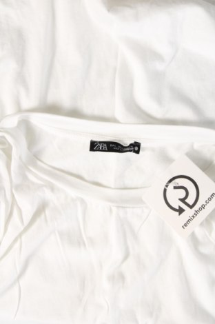 Γυναικείο t-shirt Zara, Μέγεθος L, Χρώμα Λευκό, Τιμή 6,14 €