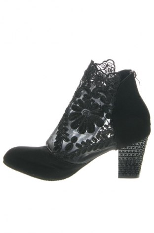 Botine de damă, Mărime 40, Culoare Negru, Preț 96,99 Lei