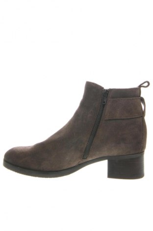 Damen Stiefeletten Clarks, Größe 38, Farbe Braun, Preis 32,99 €