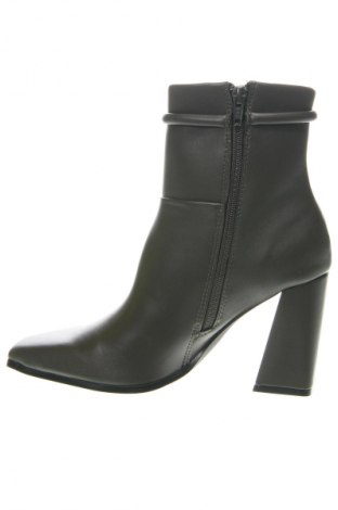 Botine de damă Fig & Basil, Mărime 38, Culoare Verde, Preț 233,00 Lei