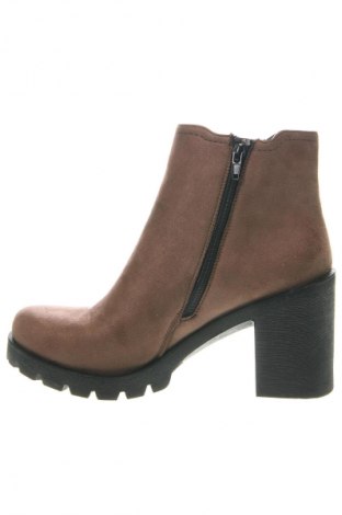 Damen Stiefeletten Graceland, Größe 40, Farbe Braun, Preis € 23,49