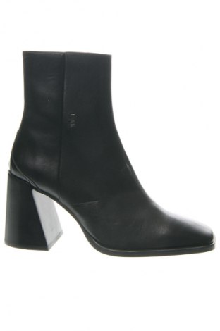 Damen Stiefeletten Nubikk, Größe 39, Farbe Schwarz, Preis 150,49 €