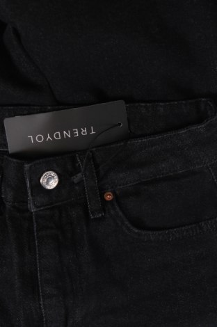 Damskie jeansy, Rozmiar XS, Kolor Czarny, Cena 33,99 zł