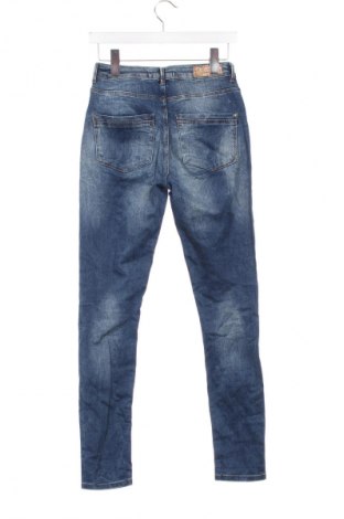 Damen Jeans Bershka, Größe M, Farbe Blau, Preis 9,49 €