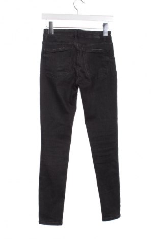 Damskie jeansy Bershka, Rozmiar S, Kolor Czarny, Cena 33,99 zł