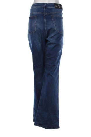 Damskie jeansy City Chic, Rozmiar XXL, Kolor Niebieski, Cena 74,99 zł