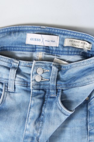 Damskie jeansy Guess, Rozmiar XS, Kolor Niebieski, Cena 120,99 zł