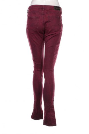 Damskie jeansy Maison Scotch, Rozmiar M, Kolor Czerwony, Cena 57,99 zł