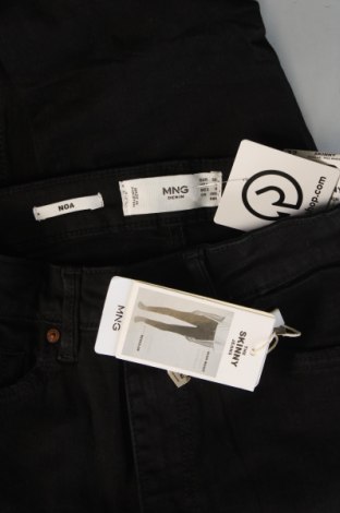 Damskie jeansy Mango, Rozmiar XXS, Kolor Czarny, Cena 123,99 zł