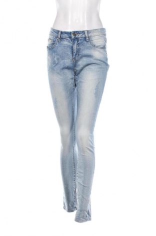 Damen Jeans Pieces, Größe M, Farbe Blau, Preis 9,99 €