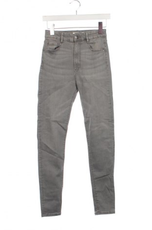 Damen Jeans Pull&Bear, Größe S, Farbe Grau, Preis 8,49 €