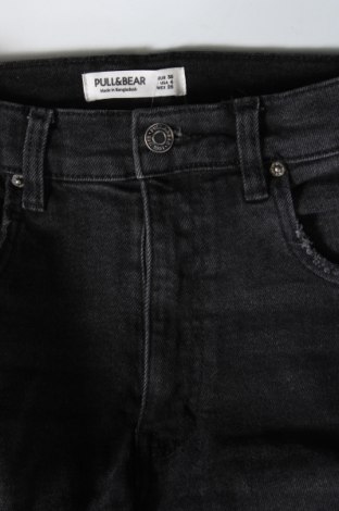 Damskie jeansy Pull&Bear, Rozmiar S, Kolor Czarny, Cena 41,99 zł