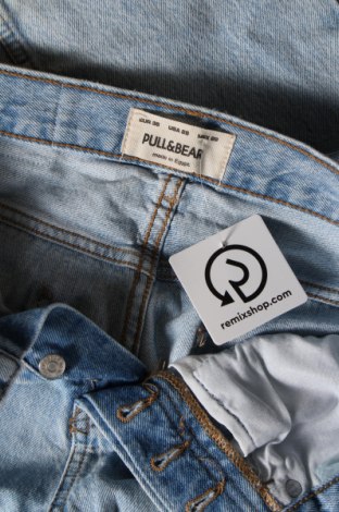 Blugi de femei Pull&Bear, Mărime M, Culoare Albastru, Preț 52,99 Lei