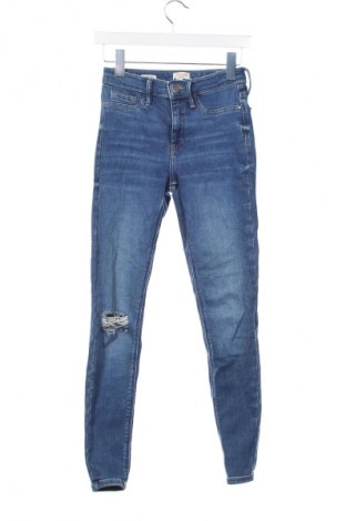 Damskie jeansy River Island, Rozmiar XS, Kolor Niebieski, Cena 65,99 zł