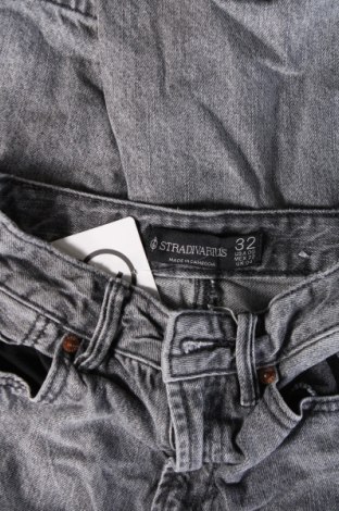 Damskie jeansy Stradivarius, Rozmiar XXS, Kolor Szary, Cena 46,99 zł