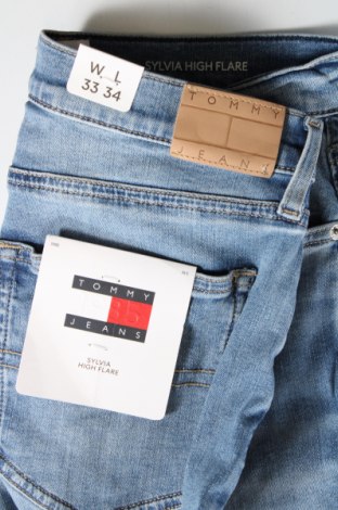 Γυναικείο Τζίν Tommy Jeans, Μέγεθος L, Χρώμα Μπλέ, Τιμή 112,99 €