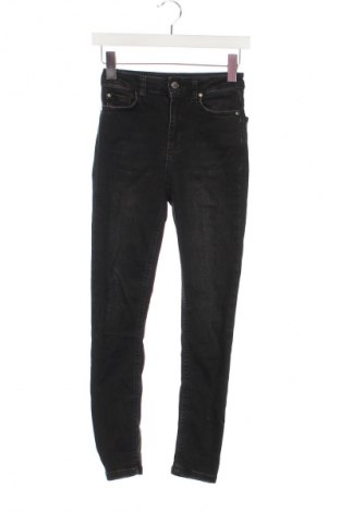 Damskie jeansy Trendyol, Rozmiar XS, Kolor Czarny, Cena 131,99 zł