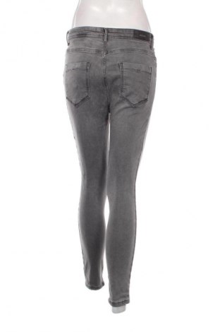 Damen Jeans Zara, Größe M, Farbe Grau, Preis 18,99 €