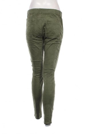 Damen Cordhose, Größe M, Farbe Grün, Preis 6,99 €