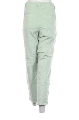 Damen Cordhose Bpc Bonprix Collection, Größe XL, Farbe Grün, Preis 6,99 €