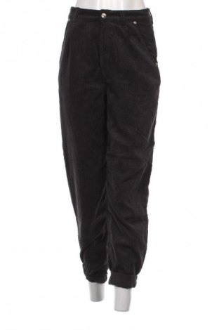 Pantaloni de velvet de femei H&M Divided, Mărime S, Culoare Negru, Preț 95,99 Lei