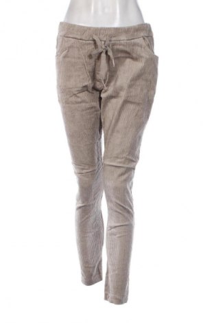 Damen Cordhose Made In Italy, Größe L, Farbe Beige, Preis € 8,49