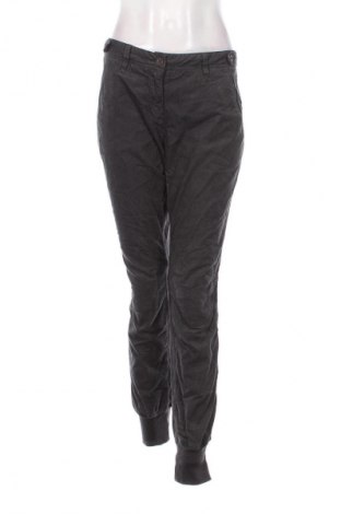 Damen Cordhose Napapijri, Größe M, Farbe Grau, Preis € 36,49